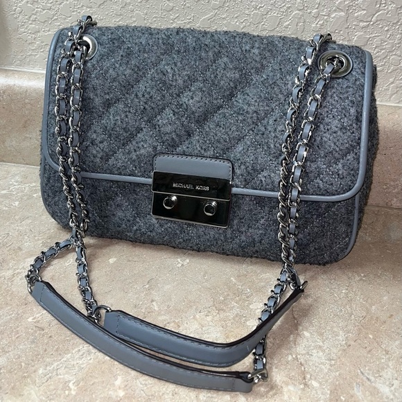 Michael Kors Large Sloan Grey Shearling Shoulder Bag, Chain Link Handle Straps - Picture 2 of 16